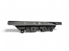 Mercedes Benz Dörtlü Flaşör Park Asistan Düğmesi Paneli - S400 W206 W223 C220 W297 C300 C43 AMG 300CD A2069004816 - SAE QC19 DOT - A2069006113 - A2069006313 - A2069005913 - A2979004607 - A2069005713 - A2069006513 - A2069009911