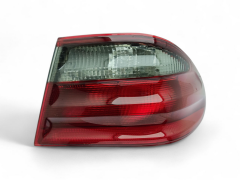 Mercedes Benz Sağ Dış Stop - E200 E240 A2108208464