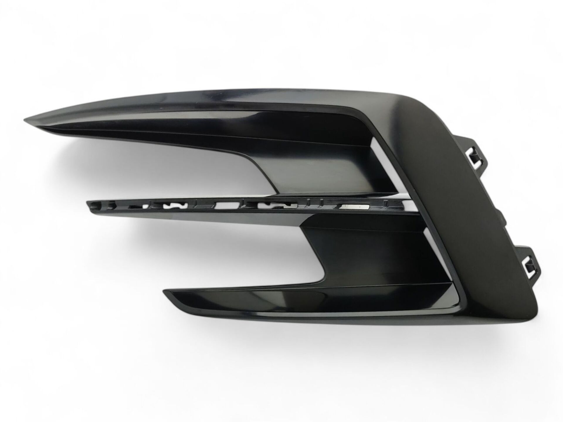 Megane 4 Sis Çerçevesi Sol Sissiz 2020 Sonrası Makyajlı Kasa Faz 2 Renault - 261502090R - 261522050R