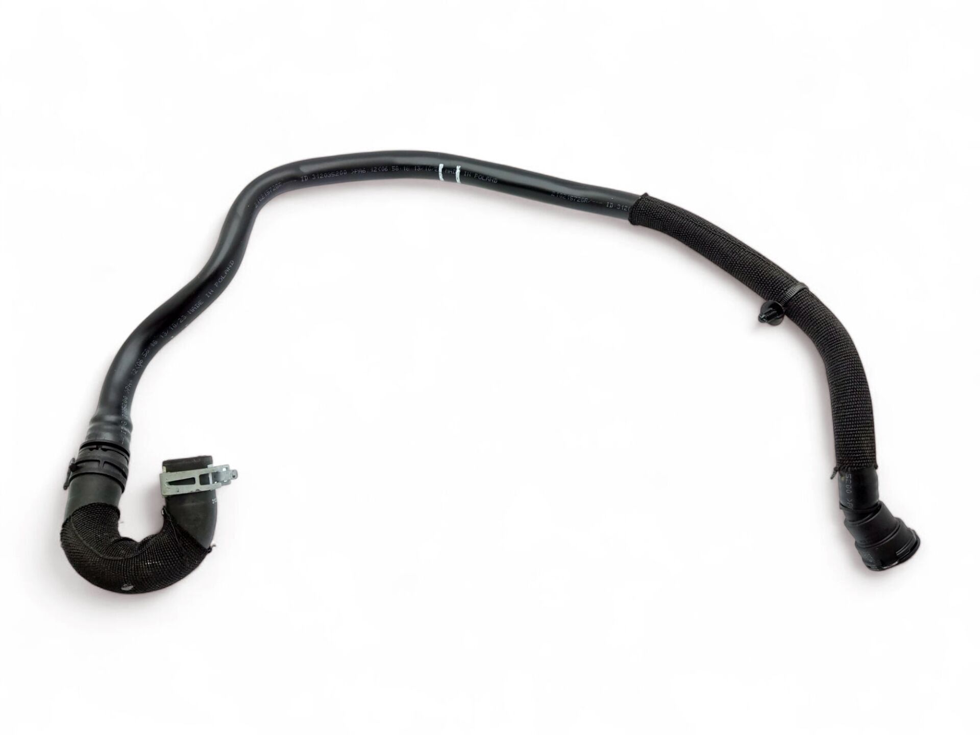 Clio 5 Techno Esprit Alpine E-Tech Radyatör Borusu Renault Su Pompası Çıkış Borusu - 210215728R