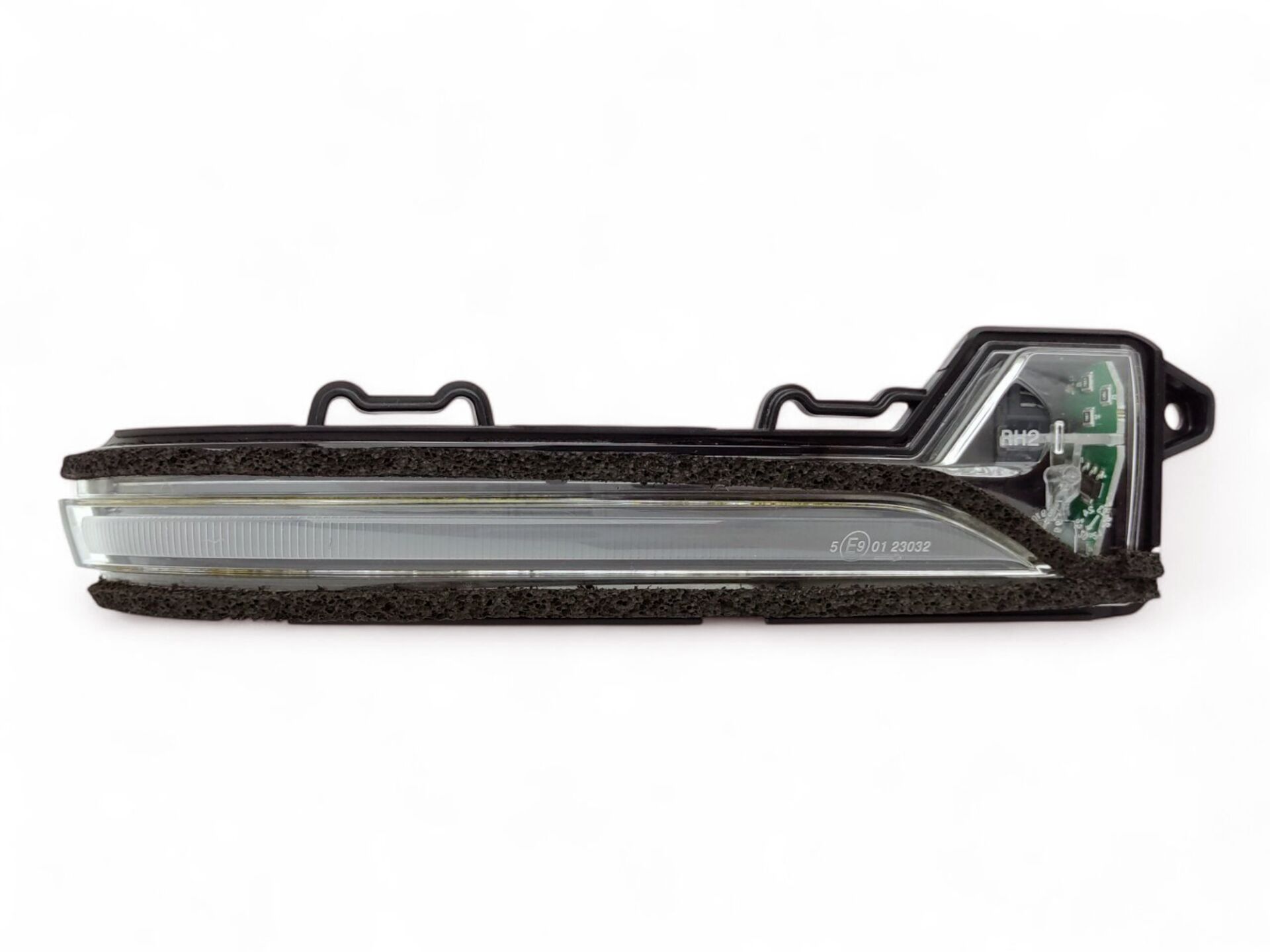 Hyundai i20 Sağ Ayna Sinyali LED Dikiz Ayna Sinyali Hyundai Bayon - 30182102 - 87624-Q000