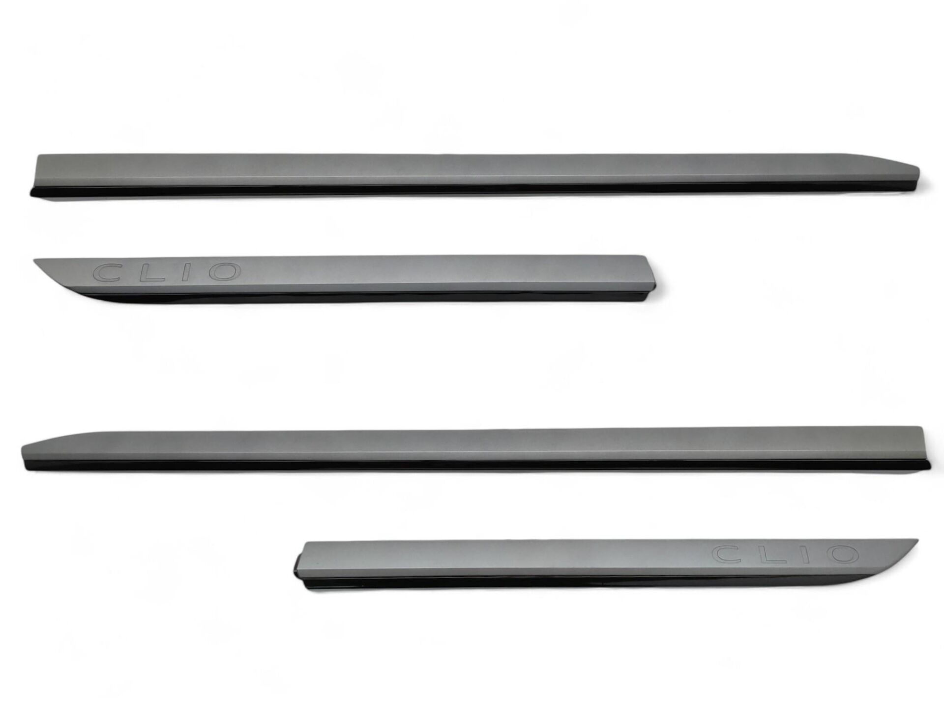 Clio 5 Kapı Çıtası Takımı Füme Siyah - Renault 828767468R 828772175R 801867320R 828767468R 808775246R
