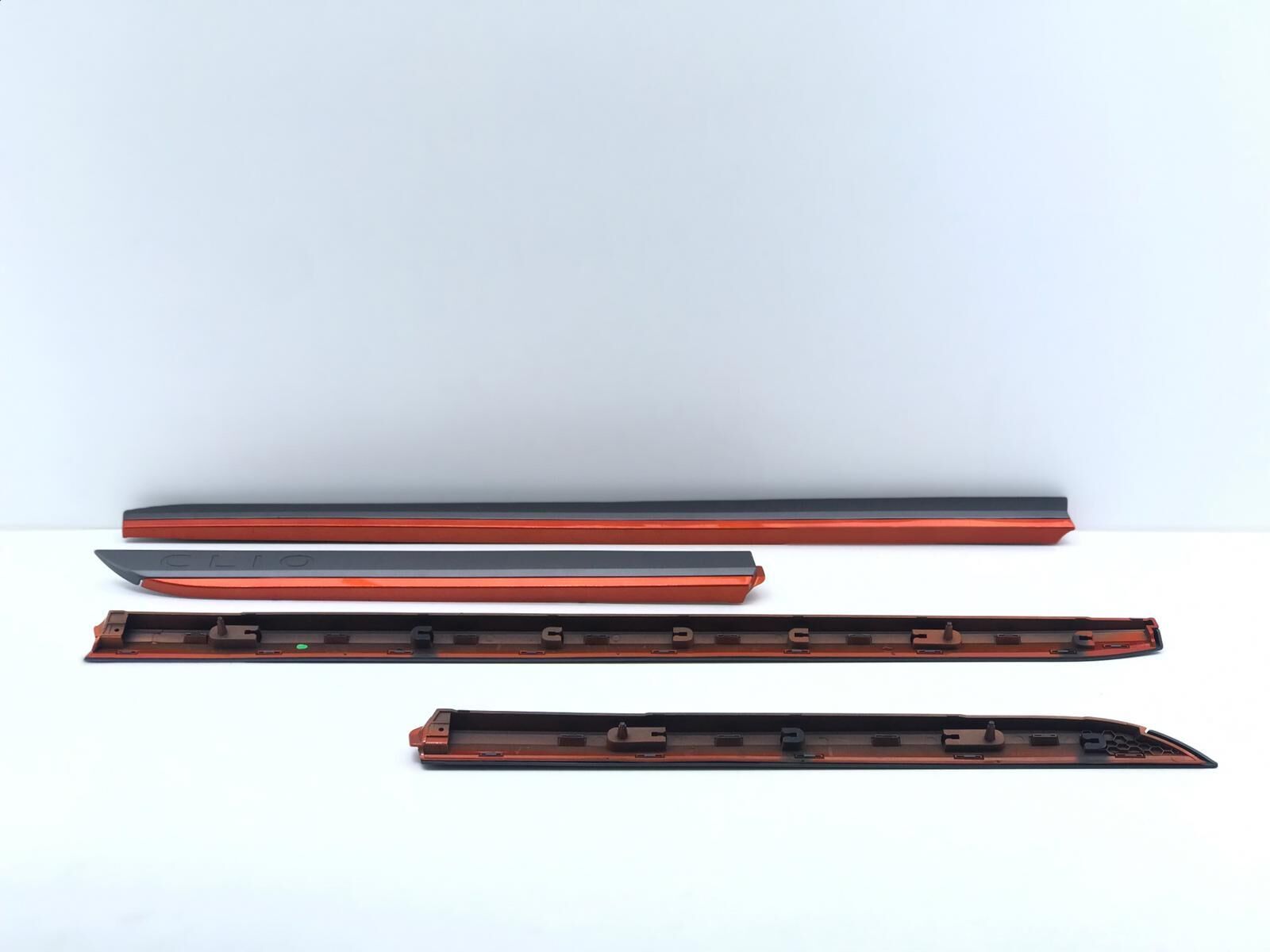 Kapı Bant Takımı Gri Turuncu - Renault Clio 5 828772175R Orjinal