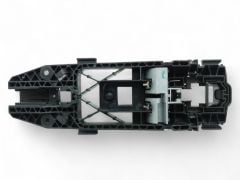 Golf Ön Sağ Kapı Kolu Braketi - Volkswagen Polo Amarok 5ND839885A - 5ND 839 885A