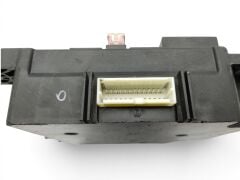 Mitsubishi Lancer Sigorta Kutusu - 8637A477 - L8637002A - 519438001