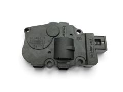 BMW 5 Serisi Klape Motoru F10 Kalorifer Yönlendirme Motoru BMW 6 Serisi Audi A4 A5 Q5 — Mercedes C Serisi E Serisi - 412650750 - T944554A - EFB461 - 64116956706 - A1698200442