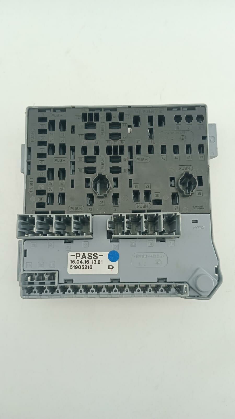 Sigaorta Kutusu - Fiat 500L 51905216