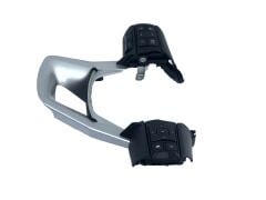 Toyota Hilux Direksiyon Kontrol Tuşları Ve Çerçevesi - 75J167