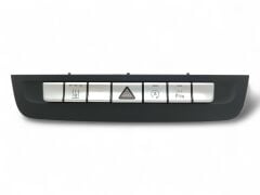 W246 Dörtlü Flaşör Düğme Paneli - Mercedes Benz CLA 200 A 180 CLA 220 A 200 GLA 200 B 220 A 160 A2469059901 - A 246 905 99 01