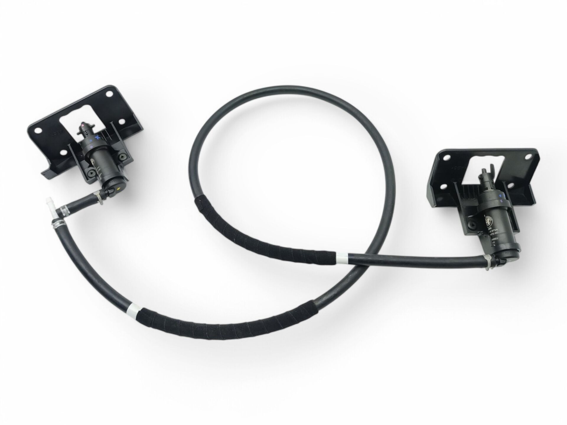 Alfa Romeo Stelvio Far Yıkama  Fıskiyesi Motoru Far Silecek Pompası - 50556494 - 2860021 - 2860022